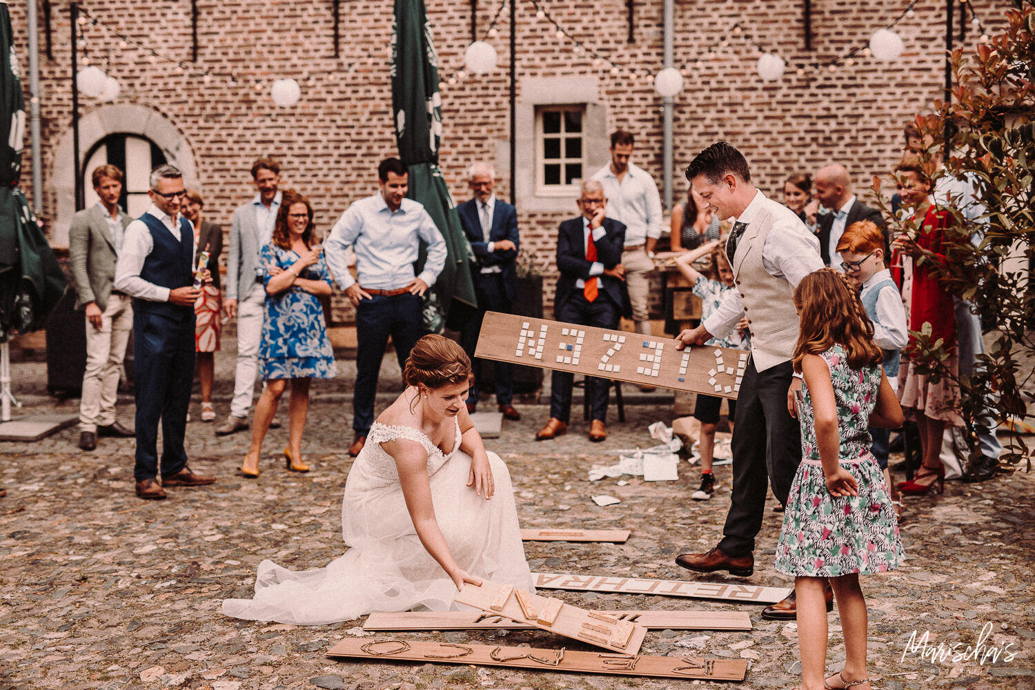 trouwen in kasteel limbricht met een bruidsfotograaf