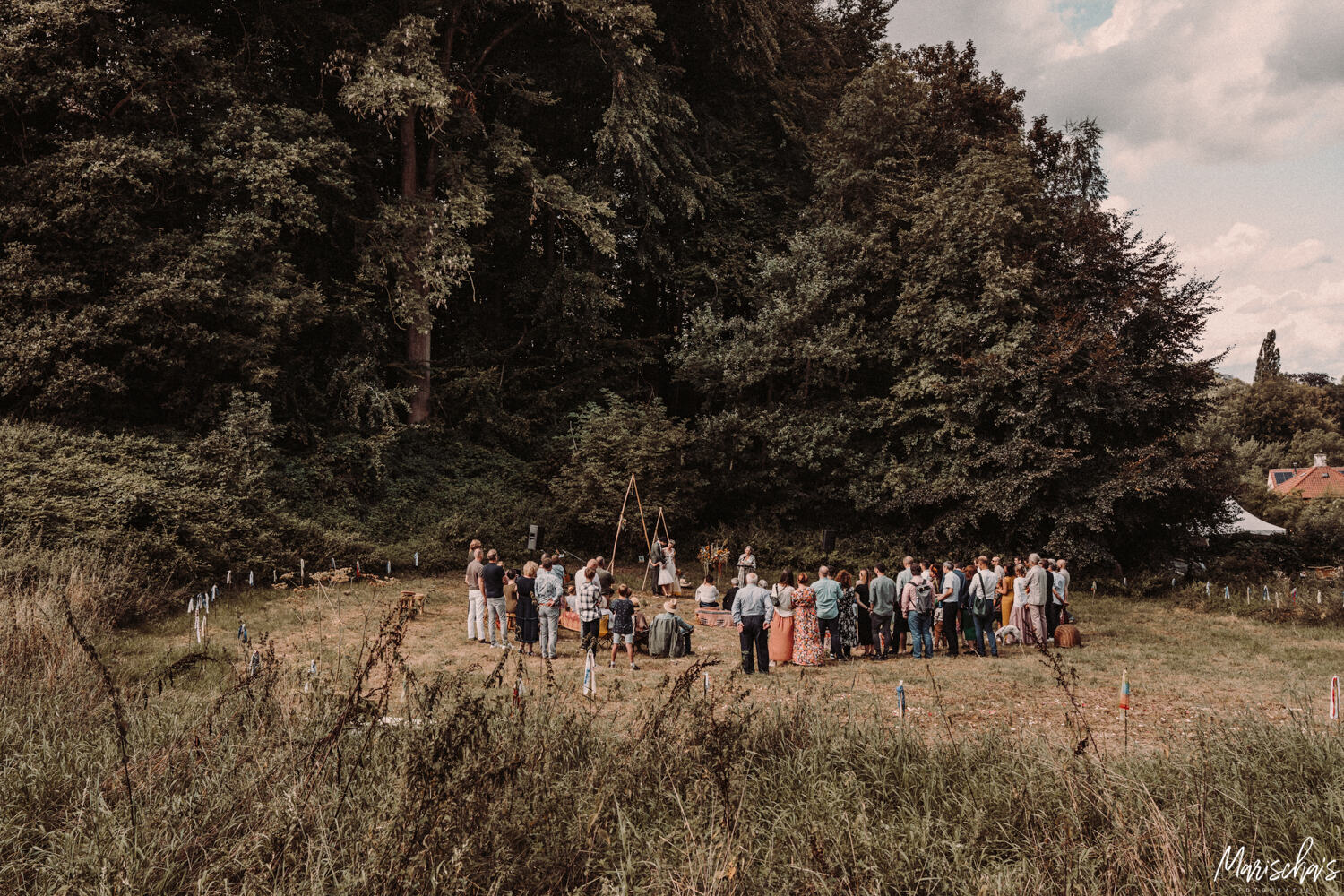 Bruidsfotograaf voor een bruidsreportage van een bruiloft in regio Friesland