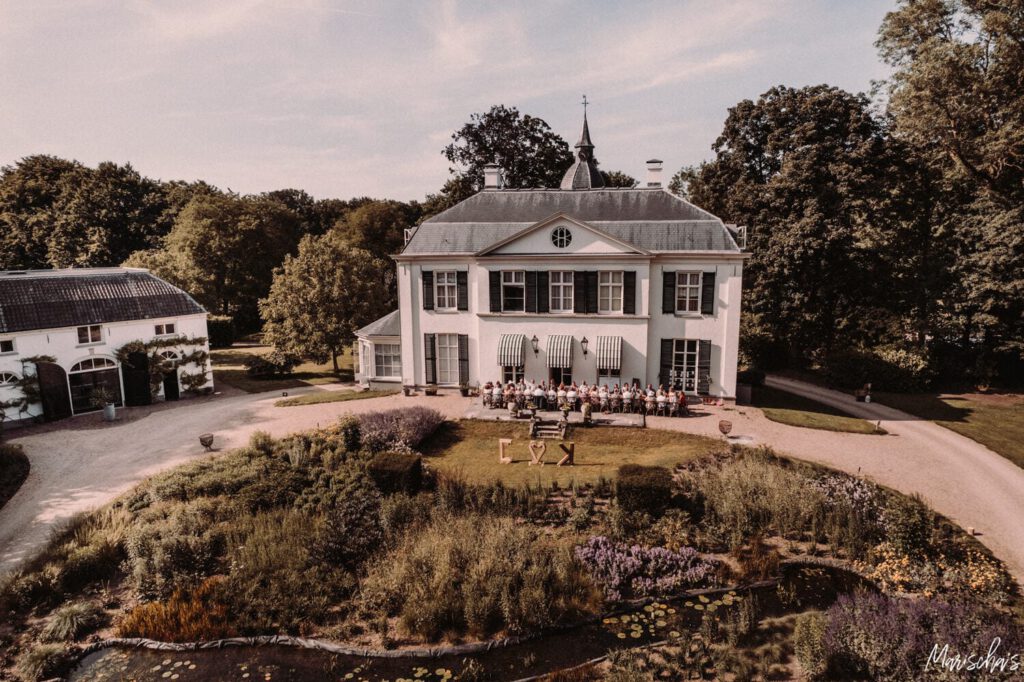 bruidsfotograaf voor een bruiloft bij landgoed loenen in gelderland