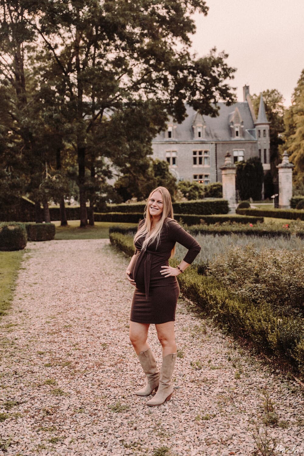 zwangerschapsfotoshoot kasteel terworm