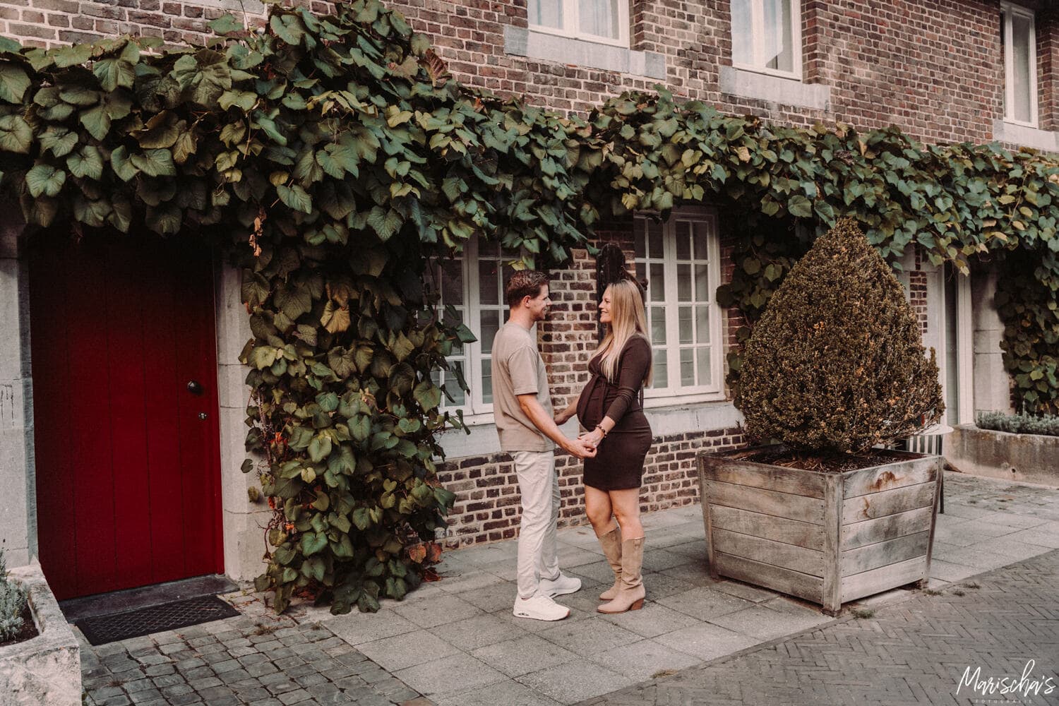 zwangerschapsfotoshoot kasteel terworm