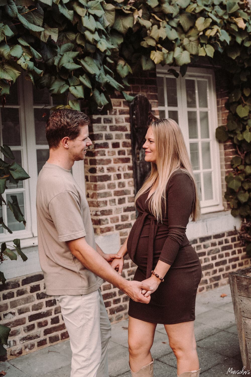 zwangerschapsfotoshoot kasteel terworm